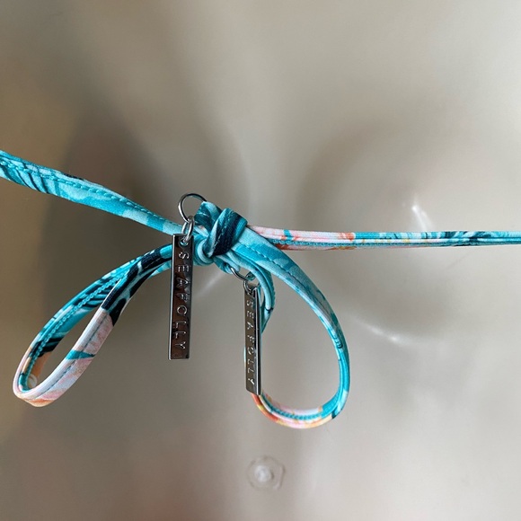 Seafolly Australia floral V neck swim suit NWT - Picture 5 of 9